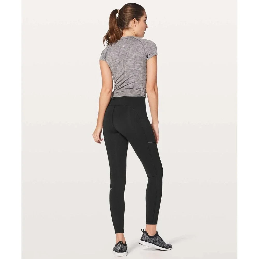Lululemon‎ Speed Up Tight 28
